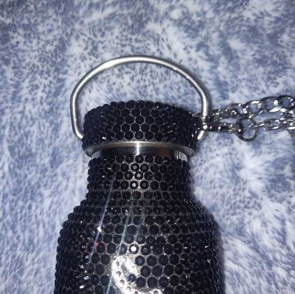 Las Vegas Rhinestone Water Bottle - Picture 4 of 5